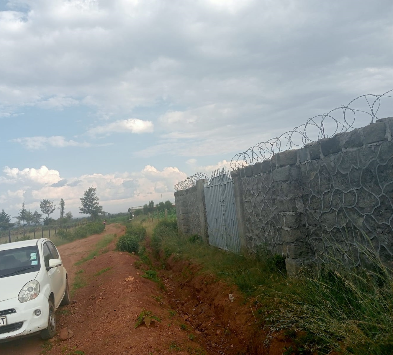 🏡 Secure 50x100ft plot, with a secure stone and razor fence - Rumuruti